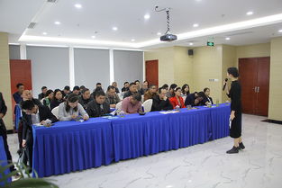 蓉申態(tài)企業(yè)法律風險防控暨法律咨詢?nèi)栈顒訄A滿舉辦