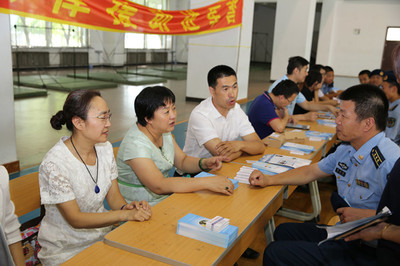 法律援助與法律咨詢 守護社會公正的守護者